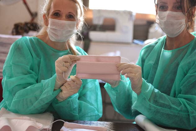 Coronavirus in Frankreich, Modeschule in Cannes stellt Schutzmasken her