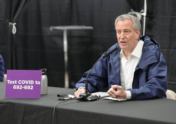 Coronavirus in den USA, Bill de Blasio Pressekonferenz in New York