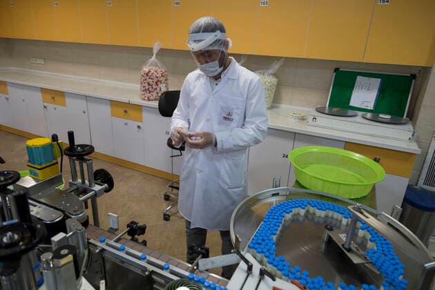 Coronavirus im Iran, Testlabor in Karadsch