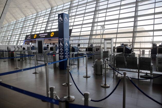 Coronavirus in Israel, Stillstand am Flughafen Ben-Gurion