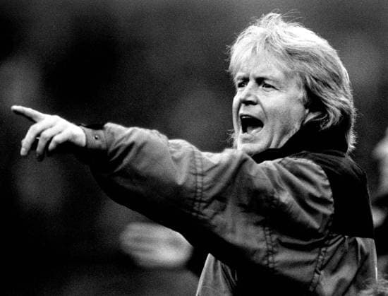 Trainer Winfried Schäfer (Karlsruhe) gibt Anweisungen Fußball 1. BL Herren Saison 1994 1995, Karlsruher SC, KSC Einzelbild