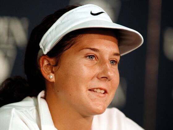 Porträt Monica Seles Tennis Damen US Open 1995, Grand Slam, Hartplatz, Hartboden Porträt Flashing Meadows New York Nachdenklichkeit,