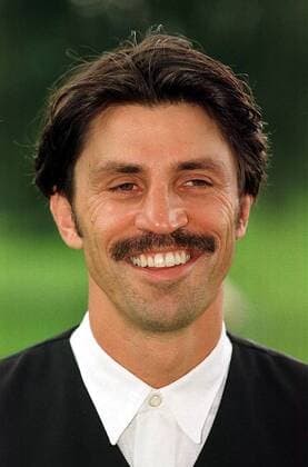 Manager Bruno Hübner Fußball Herren Saison 1997 1998: Regionalliga Süd, SV Wehen 1926 - Taunusstein Porträt Freude,