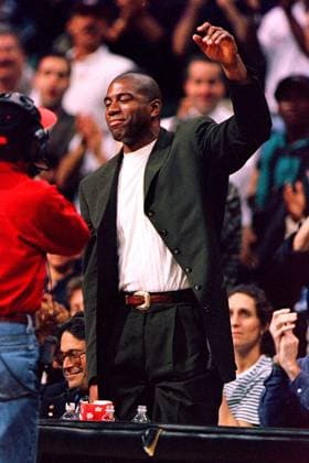Begrüßung von Earvin Magic Johnson Basketball Herren NBA, Regular Season Game, Saison 1996 1997: Los Angeles Lakers, LA, L.A., L A Einzelbild Arena Miami Freude,