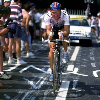 Der Deutsche Jens Heppner (Team Telekom) auf der Strecke Radsport Herren Tour de France 1995, Straße, Radrennen, Radrennsport, Straßenradsport, Straßenradrennsport Einzelbild Dynamik,