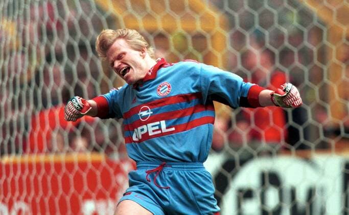 Torhüter Oliver Kahn (Bayern) - Jubelschrei nach gehaltenem Strafstoß Fußball 1. BL Herren Saison 1998 1999, Dortmund - FC Bayern München 2:2 Einzelbild Westfalenstadion Dortmund Begeisterung, Freude,