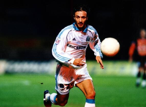 Christophe Dugarry (OM) am Ball Fußball Herren Saison 1998 1999, 1. Französische Division, Liga, Meisterschaft, Olympique Marseille Einzelbild Stade Velodrome Marseille Dynamik,  