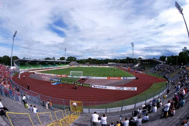 Fußball, Stadiongeschichte SSV Ulm 1846 Das Ulmer Donaustadion Fußball 1. BL Herren Saison 1999 2000: SSV Ulm 1846 Totale Donaustadion Ulm