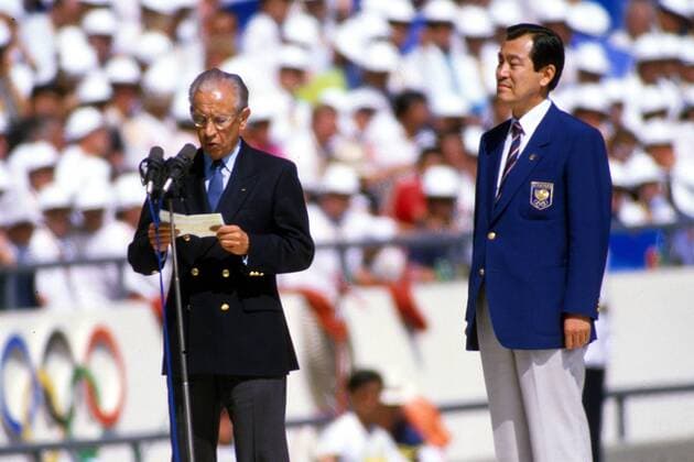 IOC-Präsident Juan Antonio Samaranch (Spanien, li.) verliest seine Rede OS Sommer Olympische Spiele 1988, Sommerspiele, Olympia, Olympiade, Zeremonie, Feier, Südkorea Gruppe Olympiastadion Seoul