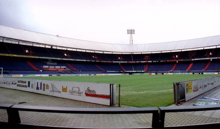 De-Kuip-Stadion von Rotterdam Fußball EM Herren Vorschau zur Europameisterschaft 2000, Fußballstadion, Spielstätte, Spielstätten, Niederlande Totale De Kuip Rotterdam