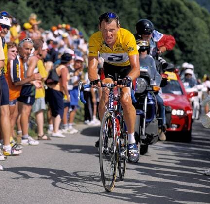 Lance Armstrong (USA US Postal) kämpft sich den Berg hoch Radsport Herren Tour de France 2000, 16. Etappe Courchevel - Morzine, Rad, Radrennsport, Straßenradsport Einzelbild Anstrengung