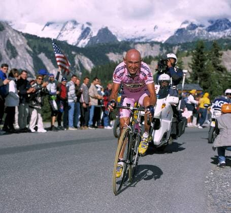 Marco Pantani (Italien Mercatone Uno) quält sich am Anstieg Radsport Herren Tour de France 2000, Straßenradsport, Straßenradrennsport, Radrennsport, Radrennen, Rad, Straße Einzelbild Briancon - Courchevel Anstrengung