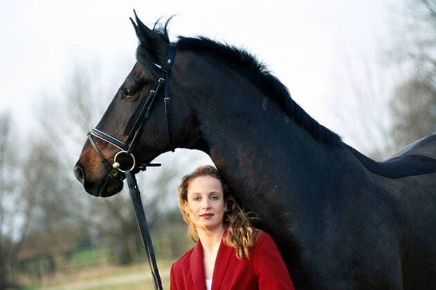 Isabell Werth (Deutschland) mit ihrem Pferd beim Shooting Pferdesport Damen Dressur 2000, Dressurreiten, Reiten, Reitsport Einzelbild Rheinberg Niederrhein Romantik,