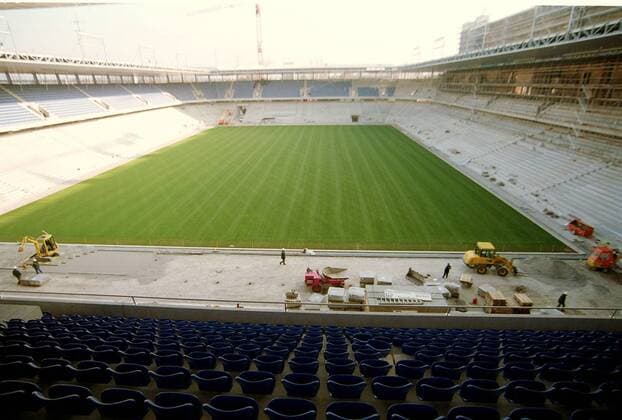 Baseler St. Jakob-Park nimmt Formen an Fußball Herren Nationalliga A 2000 2001, 1. Schweizer Liga, Division, NLA, FC Basel, Vneg, quer Totale St. Jakobpark Basel