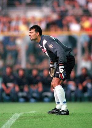 Torhüter Pavel Srnicek (Brescia) Fußball Herren Saison 2000 2001, Coppa Italia, Serie A, 1. Italienische Liga, italienischer Pokal, Pokalspiel, Vneg Einzelbild Stadium Mario Rigamonti Brescia Konzentration