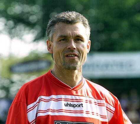 Trainer Hans-Jürgen Boysen (Augsburg) spielt auch im Benefizteam der Radio Regenbogen Allstars Fußball Herren Bayernliga 2000 2001, Oberliga Bayern: FC Augsburg, Benefiz, Benefizspiel Porträt Hoffenheim bei Heidelberg