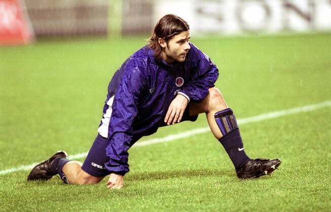 Mauricio Pochettino (PSG) - Stretching Fußball Herren Division 1 2000 2001, 1. Französische Liga, Paris Saint-Germain, St., St.Germain, Einzelbild Parc des Princes, Prinzenpark Paris  