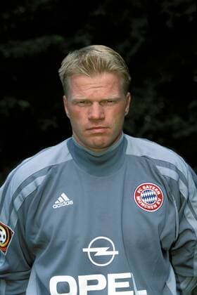 Torwart Oliver Kahn (FC Bayern München) Fußball 1. BL Herren Saison 2001 2002, Vorstellung, Präsentation, Porträttermin, Pressetermin Porträt Rotenburg
