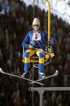 Ingemar Stenmark (Schweden) im Sessellift Alpiner Skilauf OS Winter Herren Olympische Winterspiele 1976, Olympia, Olympiade, Spiele, Ski Alpin, Skisport, Riesenslalom Einzelbild Axamer Lizum Innsbruck