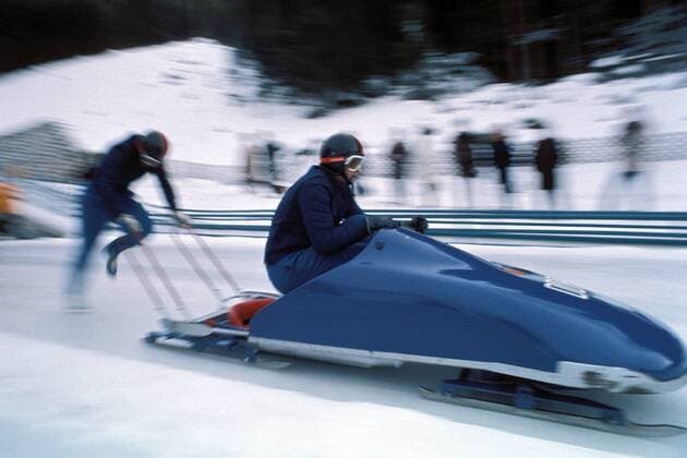 DDR II - Pilot Meinhard Nehmer und Bernhard Germeshausen - Einstieg Bobsport OS Winter Herren Olympische Winterspiele 1976, Olympia, Olympiade, Spiele, Bob, Zweierbob, Zweier, 2er Gruppe Nationalmannschaft, Nationalteam Innsbruck, Igls Dynamik,