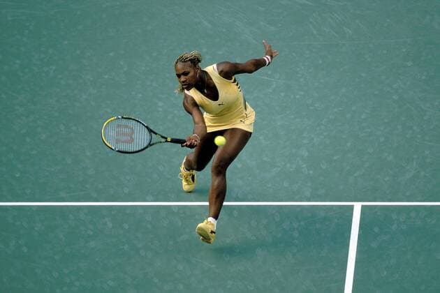 Serena Williams (USA) - Vorhandvolley Tennis Damen US Open 2001, Grand Slam, WTA-Tour, Hartplatz, Hardcourt, Hartplatztennis, Hartplatzturnier, Vdia Einzelbild Flushing Meadow New York Dynamik,