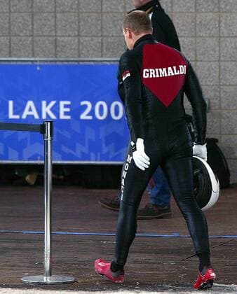Pilot Prinz Albert von Monaco (Monaco 1) enttäuscht Bobsport OS Winter Herren Olympische Spiele 2002, Winterspiele, Olympia, Olympiade, Viererbob, Vierer, Bob, 4er, Vdig Einzelbild Olympic Park Salt Lake City Utah Enttäuschung,