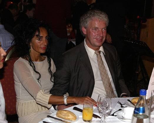 Trainer Klaus Toppmöller (Leverkusen) mit Ehefrau Roswitha auf dem Bankett Fußball EC 1 Herren Champions League 2001 2002, Finale, Endspiel, Bayer 04 Leverkusen Gruppe Glasgow