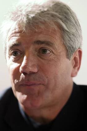 Trainer Kevin Keegan (Manchester City) Fußball Herren Saisonvorbereitung 2002 2003, Testspiel, Test, Hamburg - Manchester City 1:0 Porträt AOLArena Hamburg
