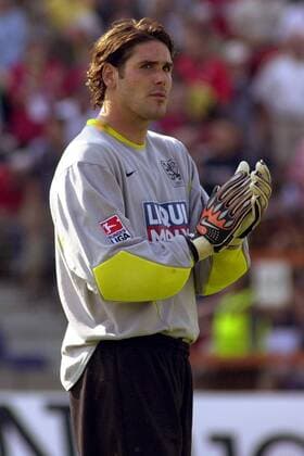 Torwart Simon Jentzsch (1860) Fußball 1. BL Herren Saison 2002 2003, Hannover - TSV 1860 München 1:3 Einzelbild Niedersachsenstadion Hannover