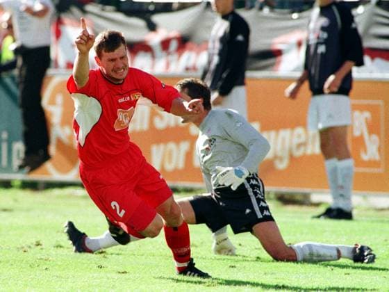Steffen Baumgart (Union) - Torjubel Fußball 2. BL Herren Saison 2002 2003, 1. FC Union Berlin - FC St. Pauli 4:2 Gruppe Stadion an der Wuhlheide, Alte Försterei Berlin Freude,