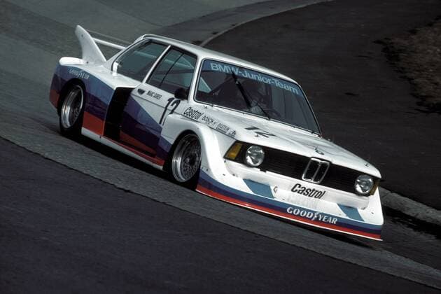Marc Surer (Schweiz) in seinem BMW 320 Motorsport LM Herren Deutsche Rennsport Meisterschaft 1977, Rennsportmeisterschaft, DRM, Vdia Einzelbild Nürburgring, Tourenwagen, Tourenwagenmeisterschaft Nürburg