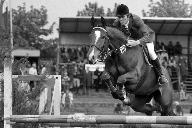 Gerd Wiltfang (BR Deutschland) auf Serbenkönig Pferdesport Herren Maimarktturnier 1979, Badenia, Qualifikation, Springreiten, Reiten, Reitsport Einzelbild Mannheim Dynamik,