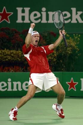 Rainer Schüttler (Deutschland) - Jubel Tennis Herren Australian Open 2003, Grand Slam, Hardcourt, Hartplatz, Hartplatztennis, Hartplatzturnier, Vdig Einzelbild Melbourne Freude, Begeisterung,