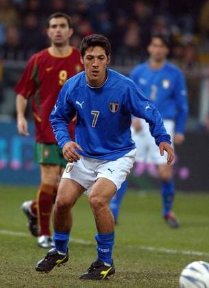 Mauro Camoranesi (Italien) Fußball Länderspiel Herren Länderspiel 2003, Freundschaftsspiel, Nationalmannschaft, Nationalteam, Nationaltrikot Einzelbild Genua, Italien - Portugal 1:0