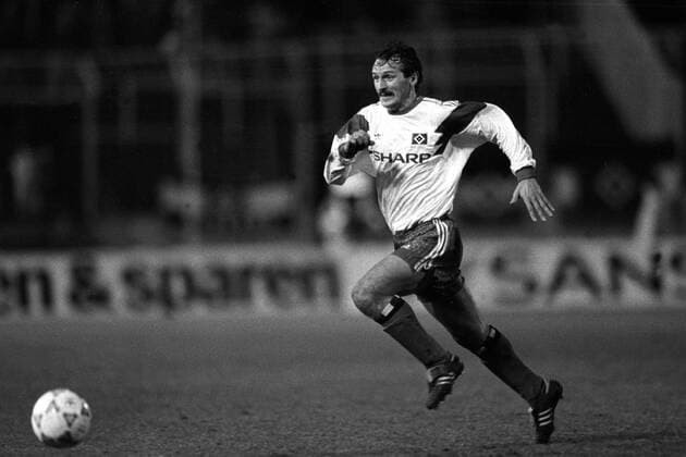 Jan Furtok (HSV) - Antritt Fußball 1. BL Herren Saison 1991 1992, Hamburger SV, Vneg, Vsw Einzelbild Hamburg Dynamik,