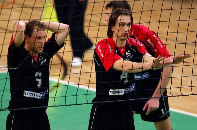 Vincent Lange (li.) und Milorad Kovac (beide SCC Berlin) am Netz Volleyball 1. BL Herren Saison 2002 2003, Finale, Play Off, Play Offs, Playoff, Playoffs Gruppe Berlin, Endspiel