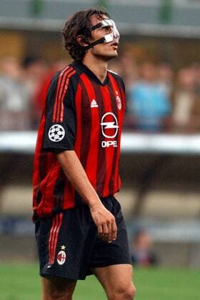 Maskenmann Paolo Maldini (Milan) Fußball EC 1 Herren Champions League 2002 2003, AC Mailand, Viertelfinale, Einzelbild Mailand
