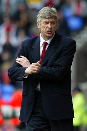 Trainer Arsene Wenger (Arsenal) unzufrieden Fußball Herren English Premier League 2002 2003, 1. Englische Liga, Bolton - Arsenal London 2:2, Vdig, Einzelbild Bolton