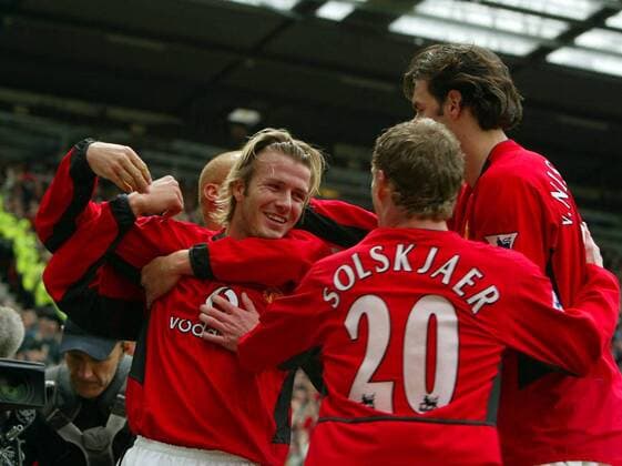 V.li.: David Beckham, Ole-Gunnar Solskjaer und Ruud van Nistelrooy (alle ManU) - Torjubel Fußball Herren English Premier League 2002 2003, 1. Englische Liga, Manchester United, Vdig Gruppe Manchester Freude,