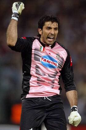 Torwart Gianluigi Buffon (Juve) - Jubel Fußball EC 1 Herren Champions League 2002 2003, Halbfinale, Juventus Turin, Vdig Einzelbild Turin Begeisterung, Freude,