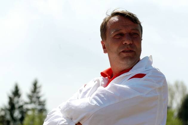 Dirk Hordorff (Deutschland) - Trainer von Rainer Schüttler Tennis Herren BMW Open 2003, ATP-Tour, Vdig Einzelbild München Nachdenklichkeit,