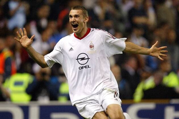 Andrej Schewtschenko (Milan) - Siegesjubel nachdem er den entscheidenden Elfer verwandelt und sein Team zum Sieg geschossen hat Fußball EC 1 Herren Champions League 2002 2003, AC Mailand, Finale, Endspiel, Elfmeterschießen Einzelbild Old Trafford Manchester Freude, Begeisterung,