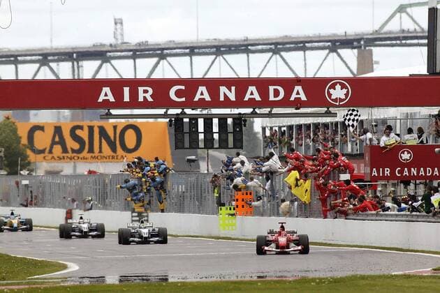 Zieleinlauf: Michael Schumacher (Ferrari) vor Ralf Schumacher (beide Deutschland), Juan Pablo Montoya (Kolumbien beide BMW-Williams) und Fernando Alonso (Spanien Renault) Motorsport Grand Prix Herren Großer Preis von Kanada 2003, Formel 1 Weltmeisterschaft, F1, F, GP, WM, Vdig Totale Montreal Freude, Begeisterung,