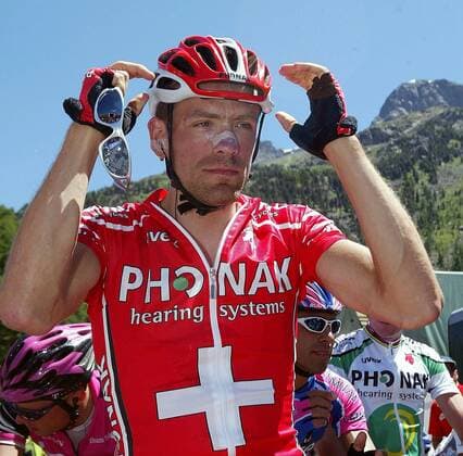Alexandre Moos (Schweiz Phonak) bereitet sich vor Radsport Herren Tour de Suisse 2003, 6. Etappe: Silvaplana - Silvaplana, Rundfahrt, Straßenradsport, Straße, Rad Einzelbild Silvaplana