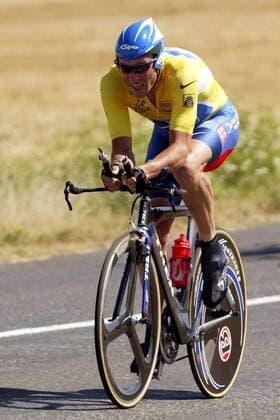 Lance Armstrong (USA US Postal) Radsport Herren Tour de France 2003, Straßenradsport, Straße, Rad, Einzelzeitfahren, Zeitfahren Einzelbild 12. Etappe Gaillac - Cap Decouverte Dynamik, Anstrengung,