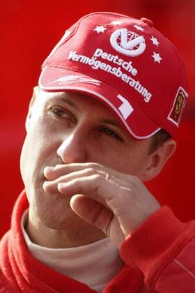 Michael Schumacher (Deutschland Ferrari) nachdenklich Motorsport Grand Prix Herren Großer Preis von Großbritannien 2003, Formel 1 Weltmeisterschaft, F1, F, GP, WM, Qualifying Porträt Silverstone