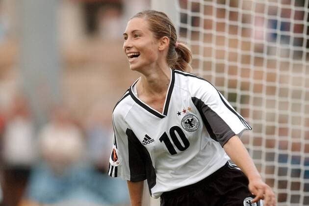 Shelley Thompson (Deutschland U 19) - Torjubel Fußball EM Damen U19-Europameisterschaft 2003, Länderspiel, Frauen, Frauenfußball, Junioren, Einzelbild Torgau Freude,