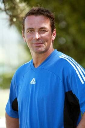 Trainer Stephane Paille (Besancon RC) Fußball Herren Ligue Deux 2003 2004, 2. Französische Liga, Vorstellung, Präsentation, Pressetermin, Porträttermin Porträt Besancon  