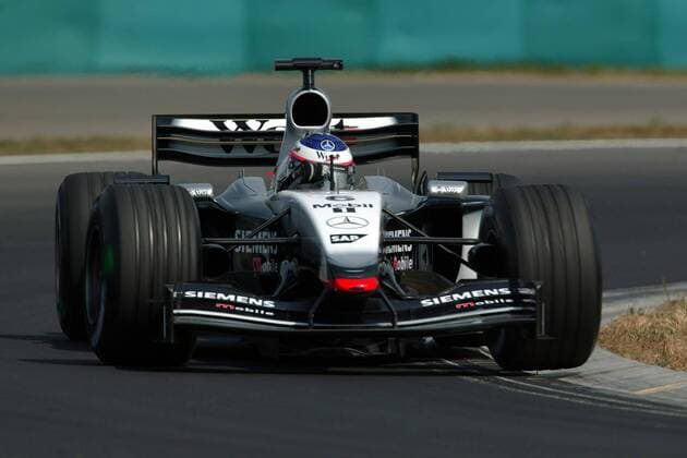 Kimi Räikkönen (Finnland McLaren-Mercedes) in seinem Boliden Motorsport Grand Prix Herren Großer Preis von Ungarn 2003, Formel 1 Weltmeisterschaft, F1, F, GP, WM, Vdig, Training Einzelbild Budapest