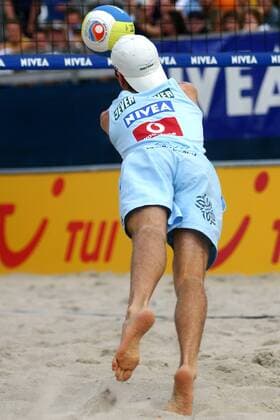 Markus Dieckmann (Moerser SC Deutschland) - Feldabwehr Beachvolleyball LM Herren Deutsche Meisterschaft 2003, Landesmeisterschaft, DM, Beach, Vdig, Einzelbild Timmendorfer Strand Timmendorf Dynamik,